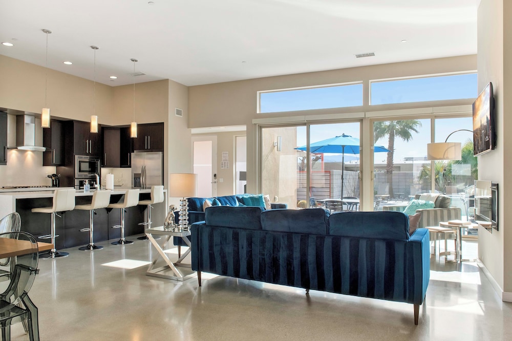 Modern Desert Lux