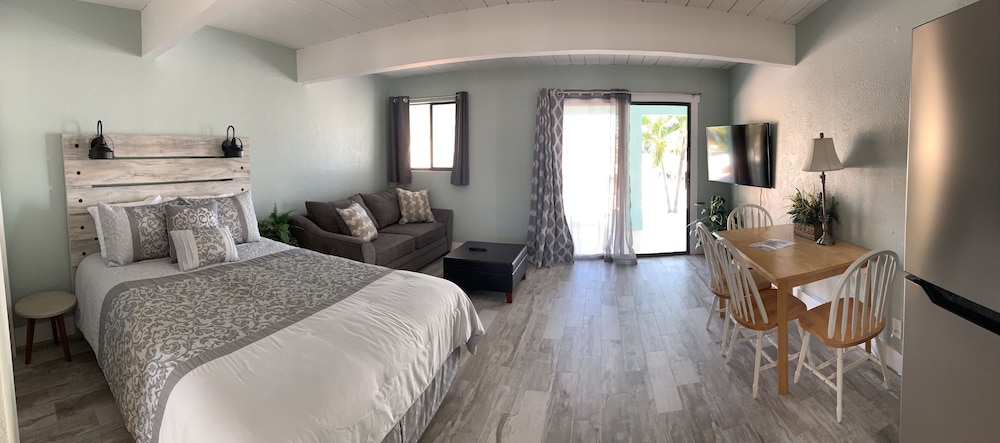 Off the Charts Inn & Out Island Resort view 2
