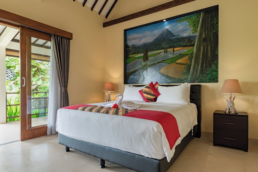 Alamanda Lovina Resort