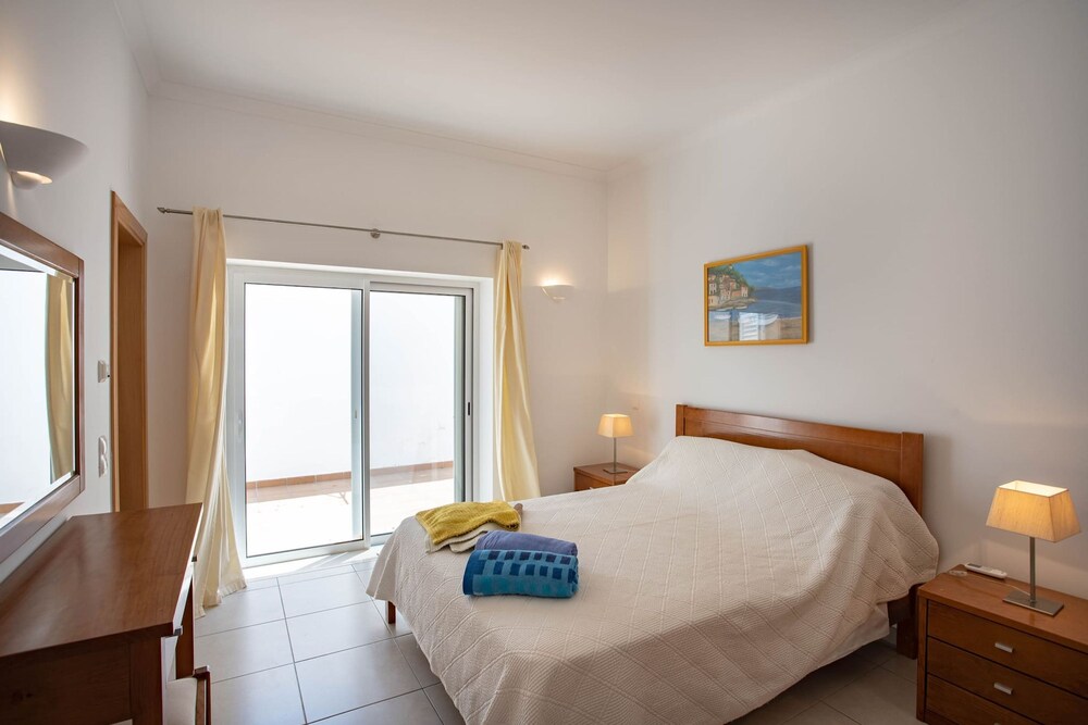 Casa do Sul Modern Villa in Centre of Carvoeiro