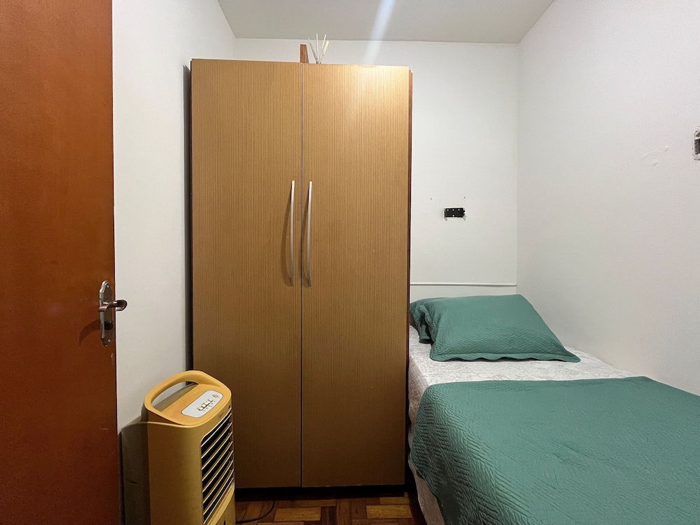 Spacious apartment on Copacabana beach