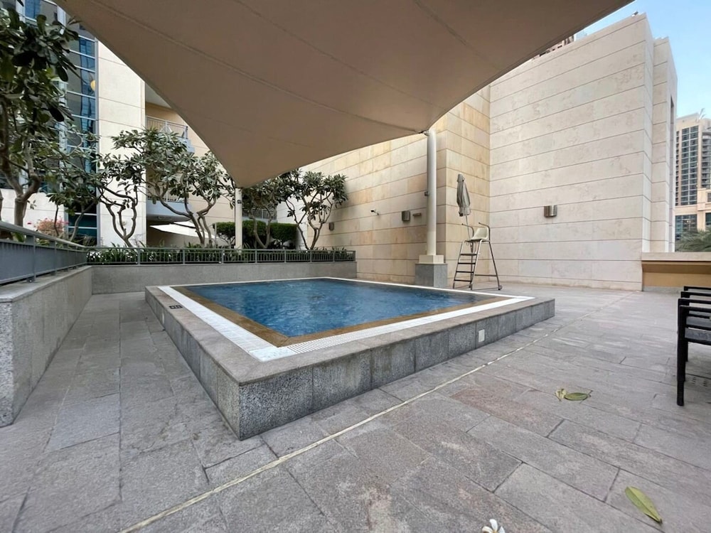 Silkhaus Burj Khalifa Proximity Pool Gym Wifi