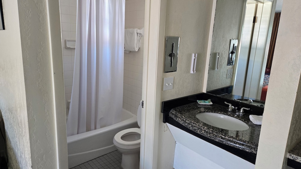 Merida Inn and Suites
