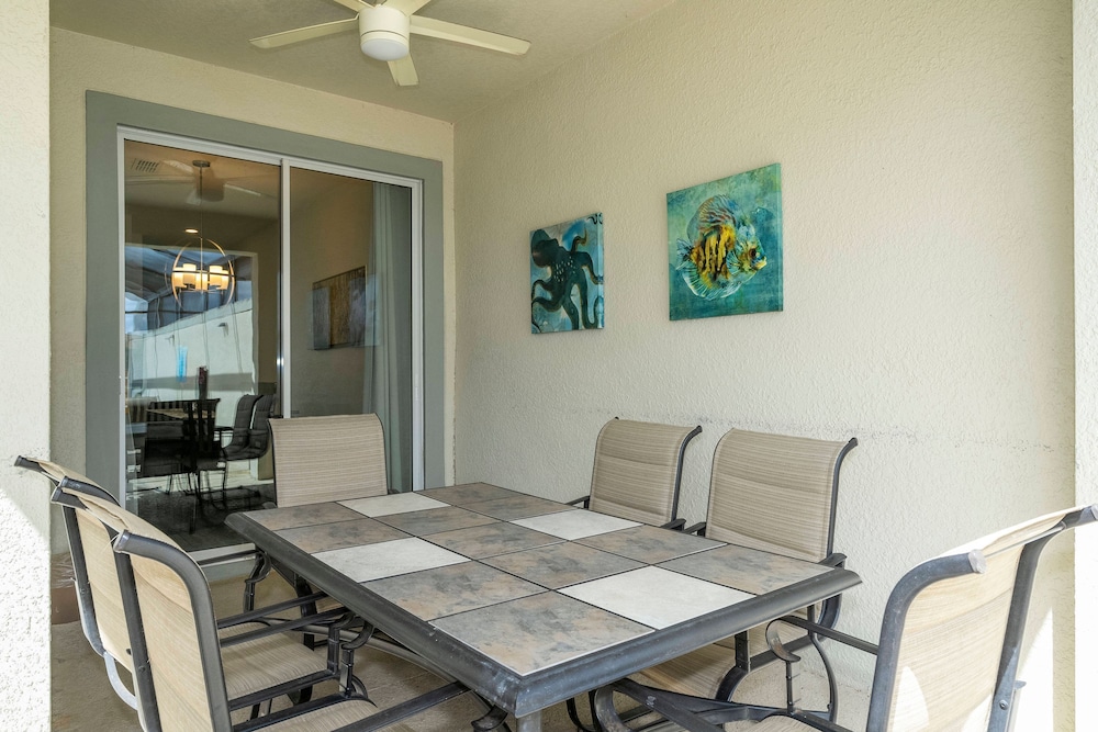 Storey Lake 4 BR With Private Pool