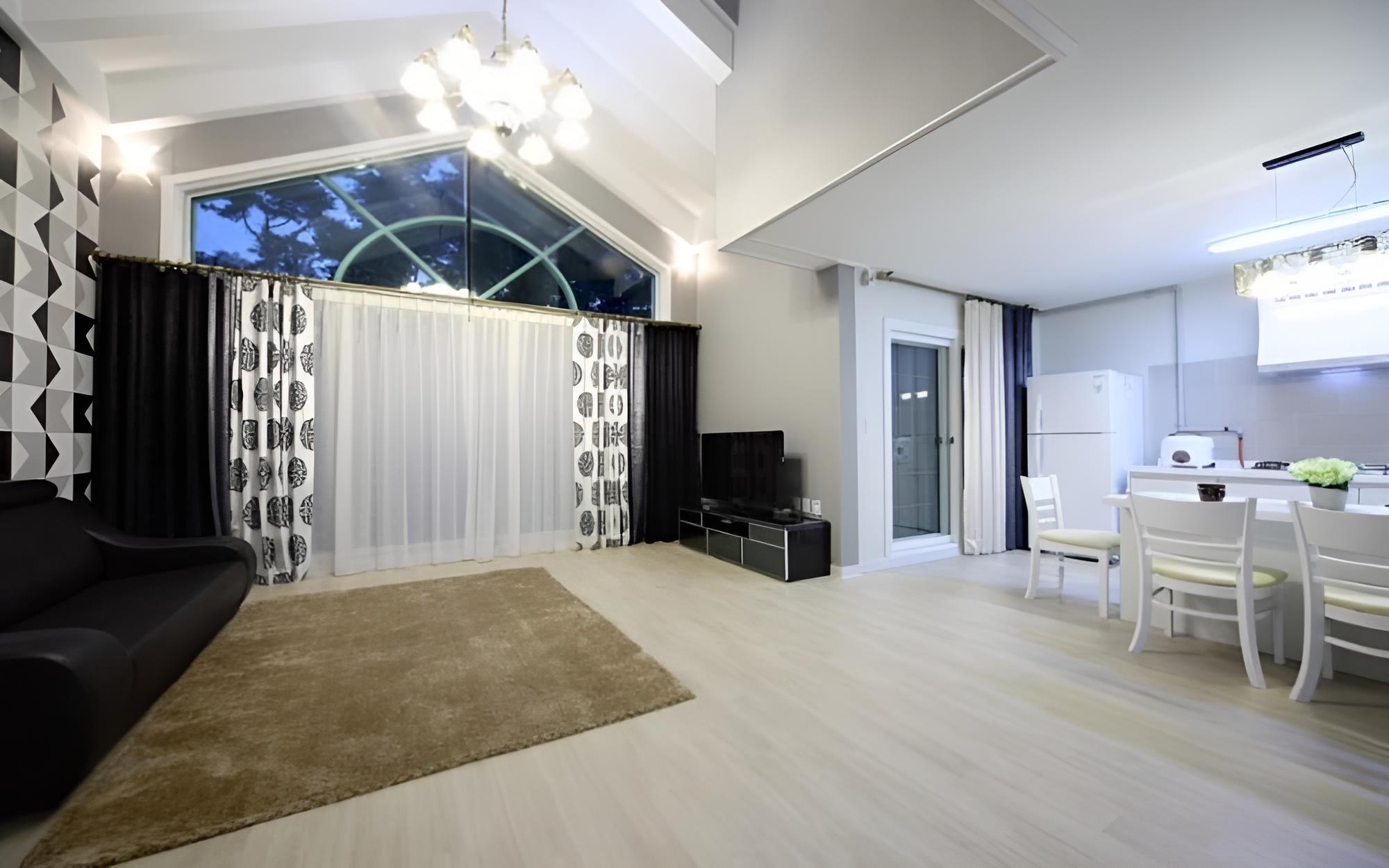 Gangneung Gyeongpo Bali Pension