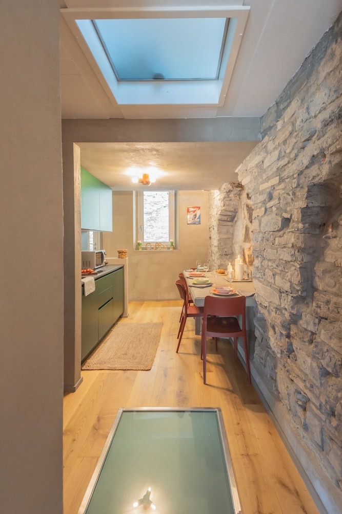 Urio's Castle Suites by Rent all Como