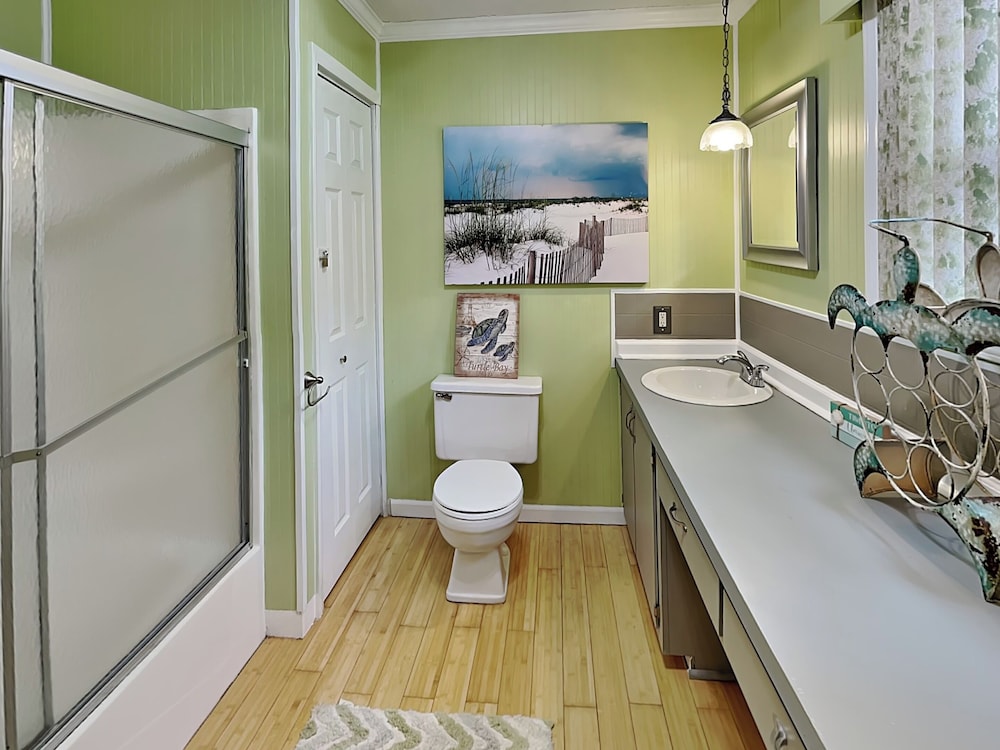 In Good Sands by Topsail Realty