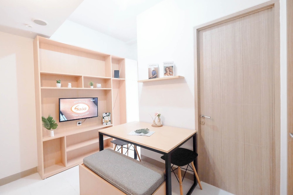 2Br (No Kitchen) Near Tokyo Hub At Tokyo Riverside Pik 2 Apartment