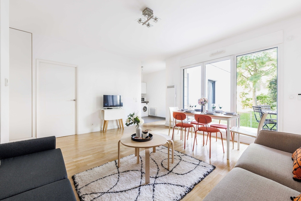 Quiet Apartment - 1br/6p - Vanves