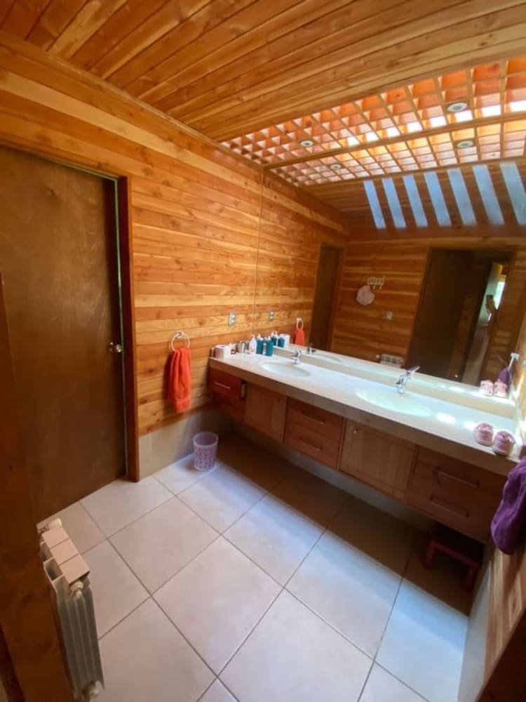 Quiet Rustic House Huincal Laundry Wifi