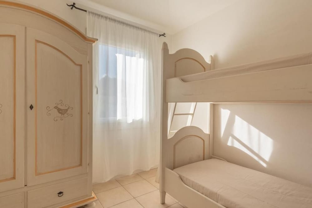 Arzachena Vacations - Elegant Residence Ea Bianca 2 Bedroom Sleeps 6 N0715n - Property Image 21