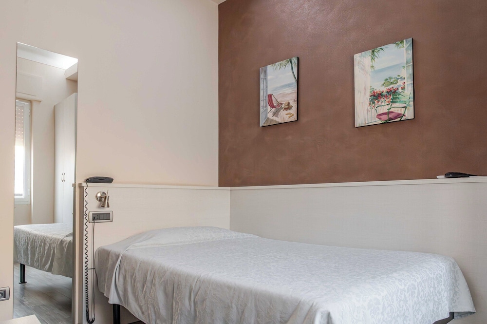 Hotel 3comfort and Serenity Heart of Ventimiglia