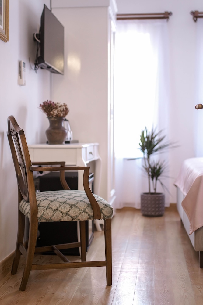 Ali Baris Pansiyon Cunda - Image 9