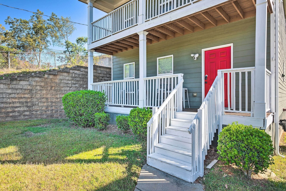 Lovely East Point Home < 8 Mi to Downtown ATL view 3
