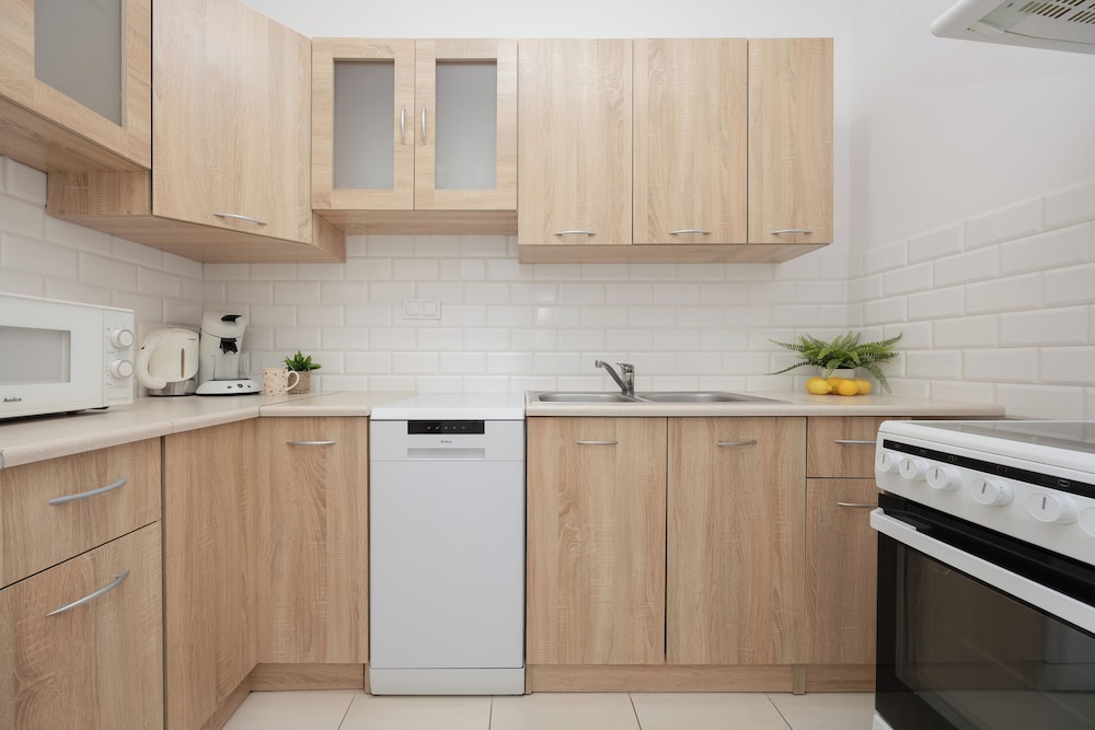Wolska Apartment With Parking by Renters view 5
