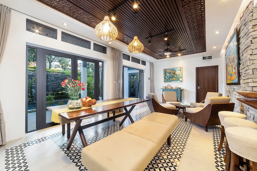An Bang Beachside Boutique Homes & Villas