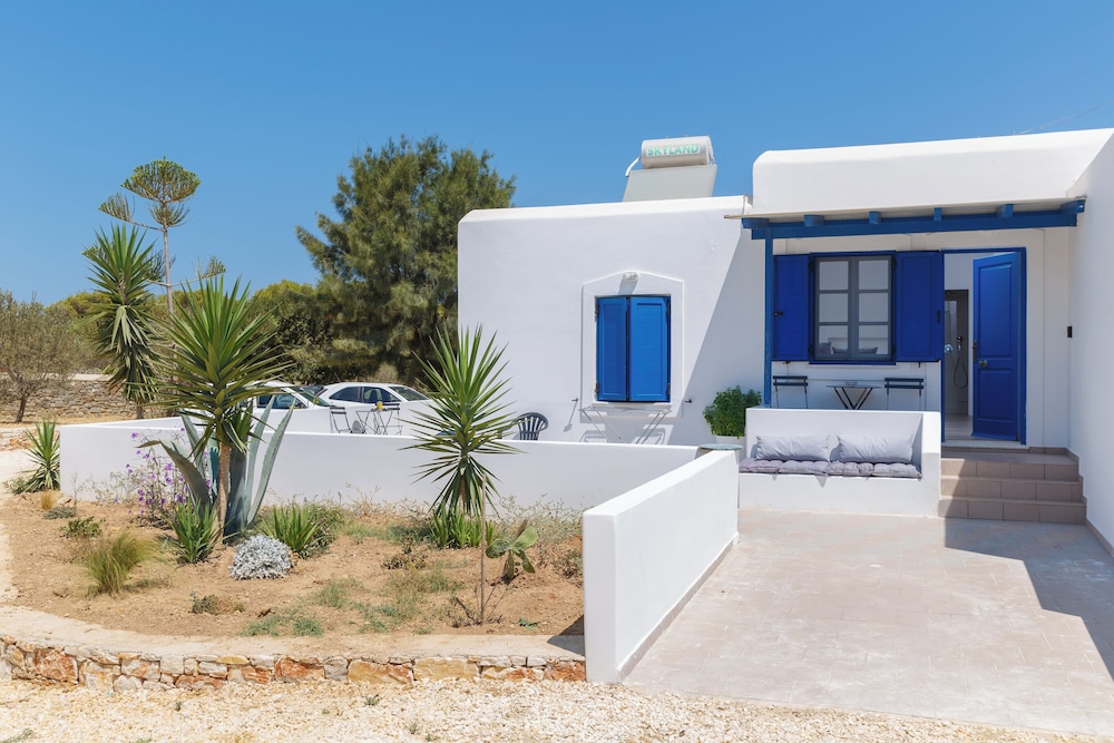 Aitheras Luxury Suites