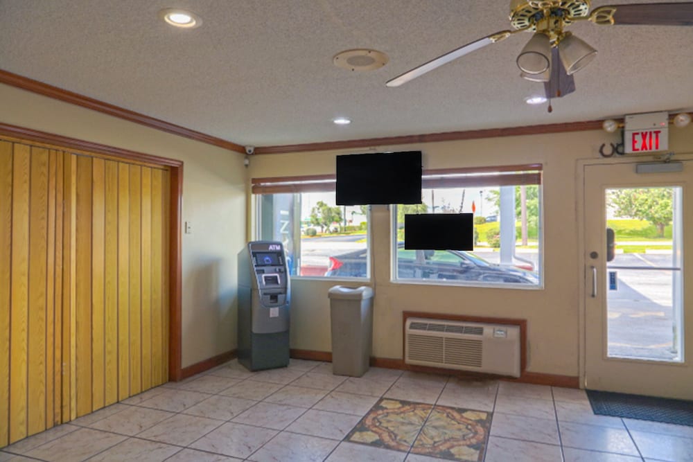 Economy Inn By OYO Ashburn view 5