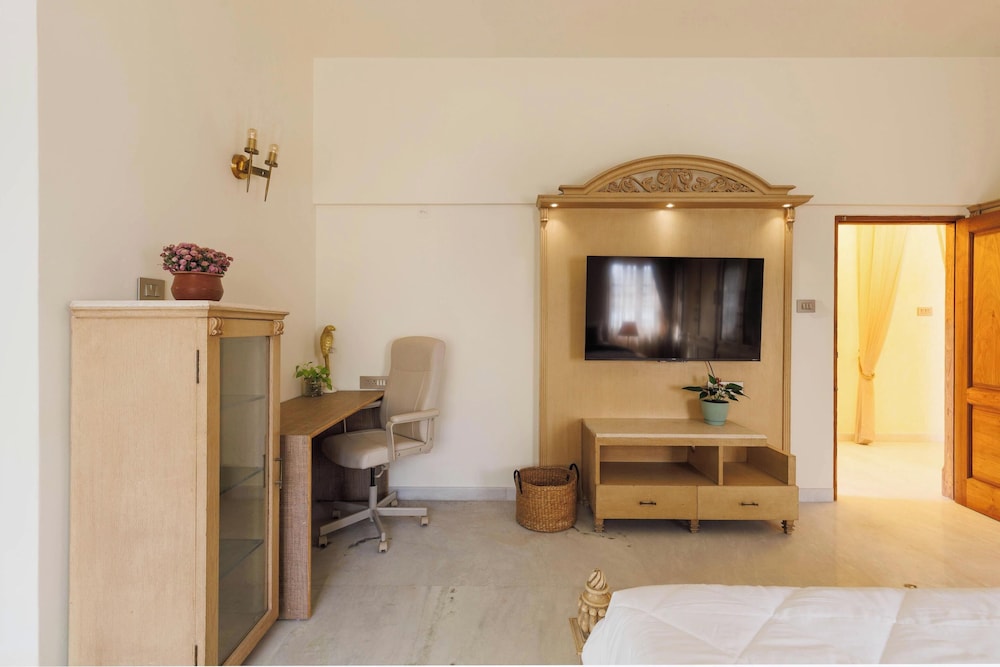 Westend Apartment by Redolive Racecourse Rd 3bhk