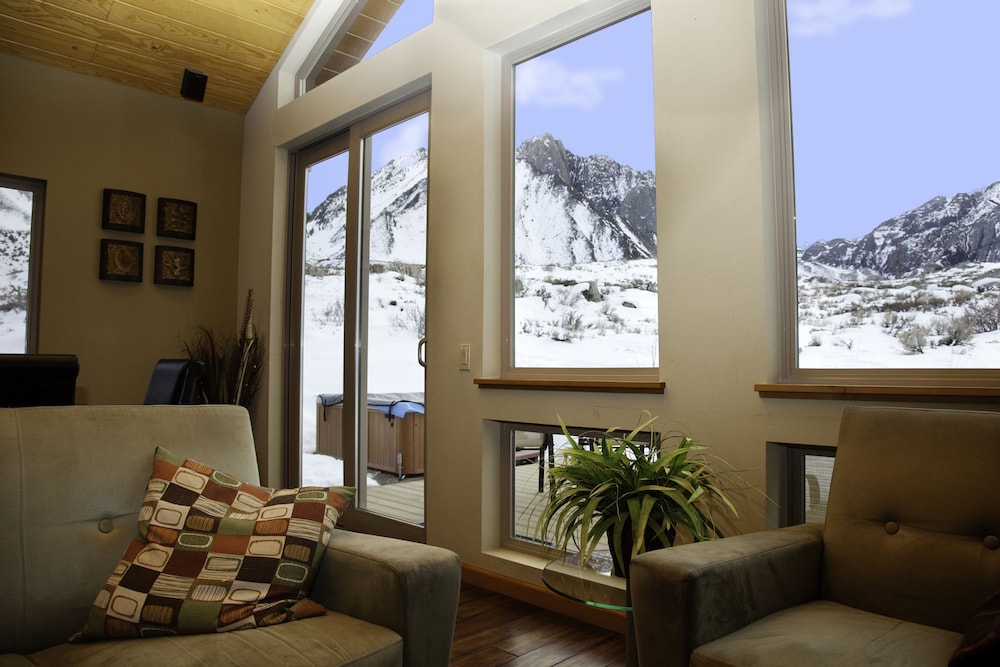 Convict Lake Resort