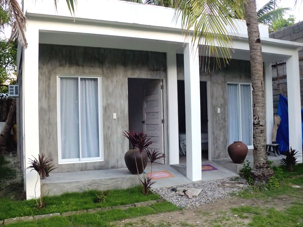 Hoyohoy Villas