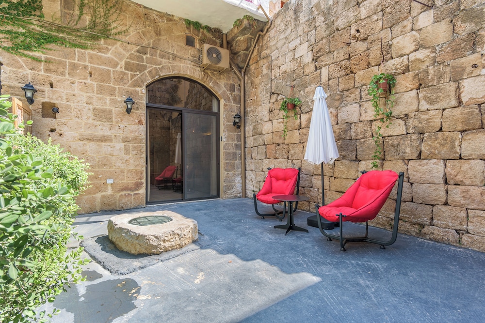 Casa Batroun Lofts