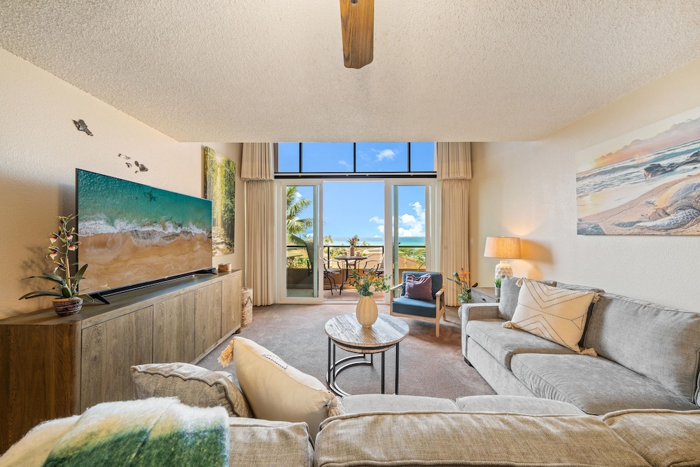Kahana Villa E609 in Lahaina