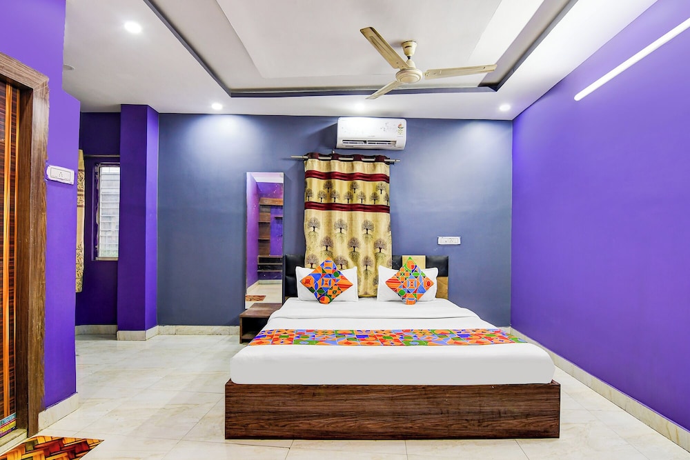 Fabhotel Love Birds Chinar Park