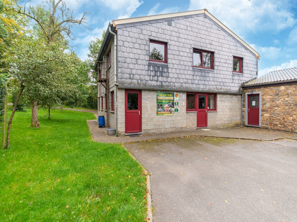 Spacious Group Stay in Wanne