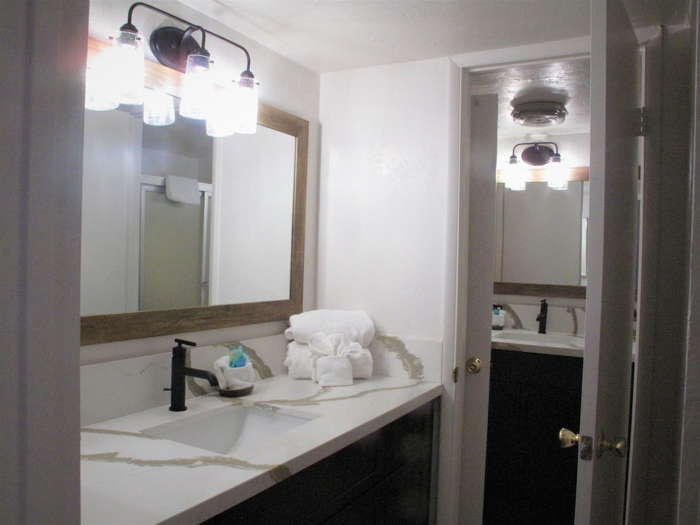 Snow Summit Townhouse Rentals & Sales