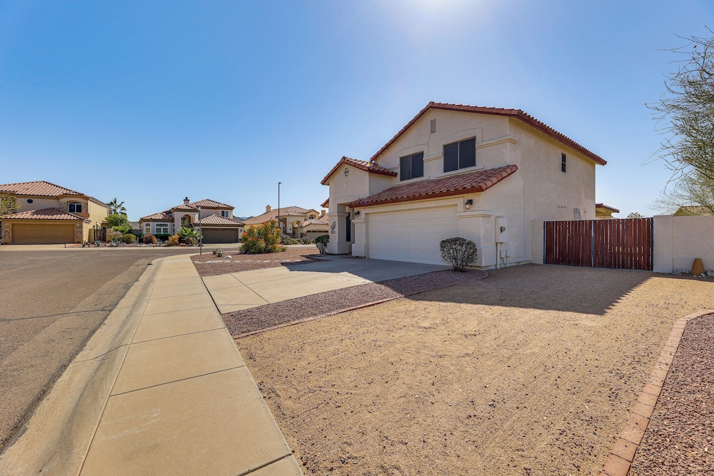Community Perks & Trails: Goodyear Retreat!