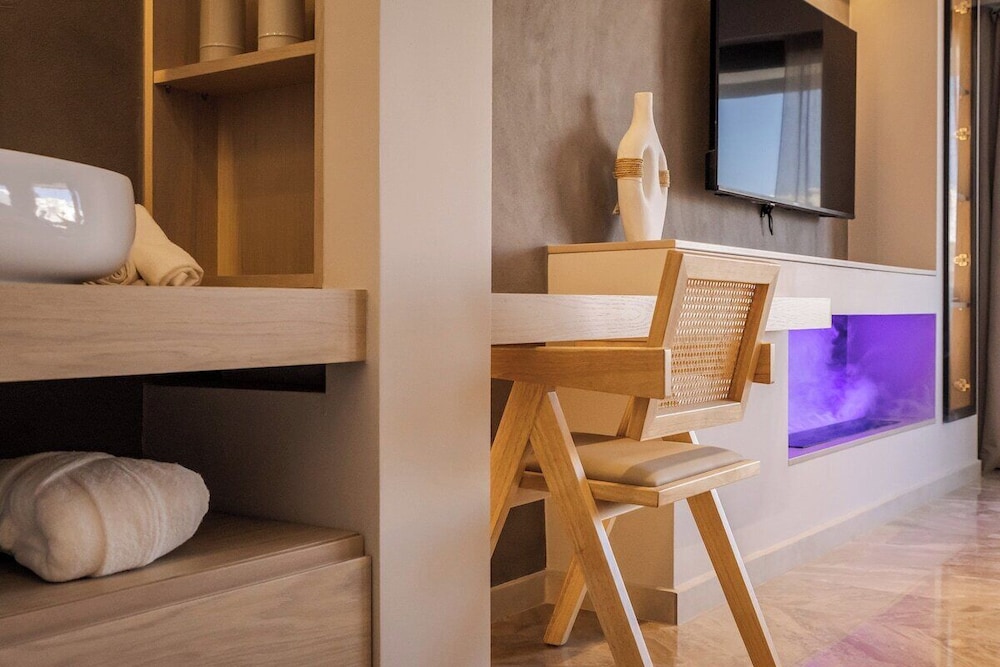 Kira Elegant City Nest