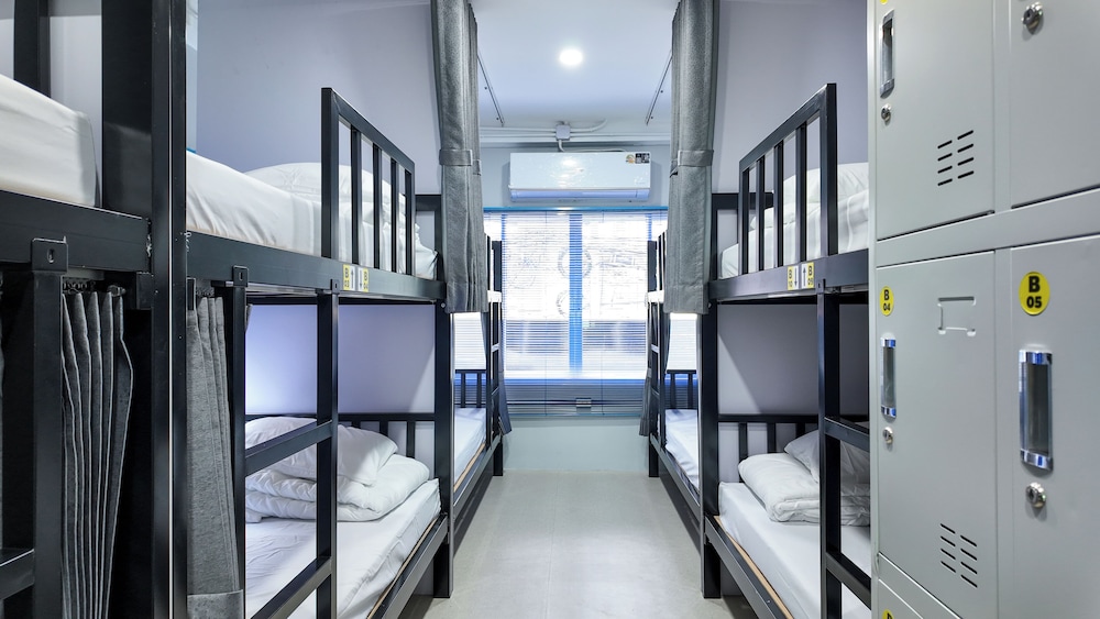 Today sleep hostel