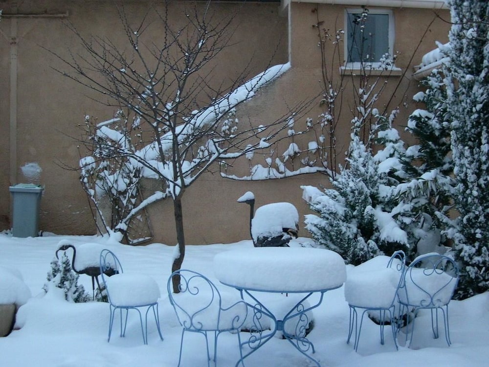 Photo 11