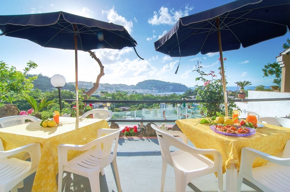 Villa Raffaela B&B
