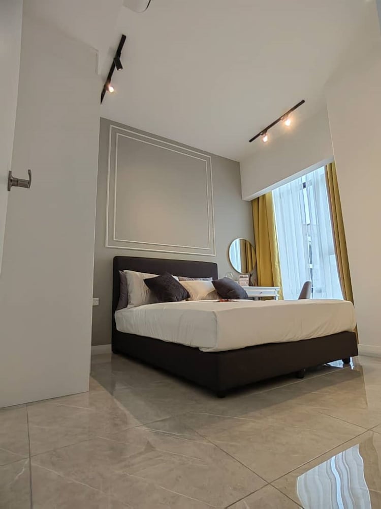 The Axon Bukit Bintang by SMOVF BNB