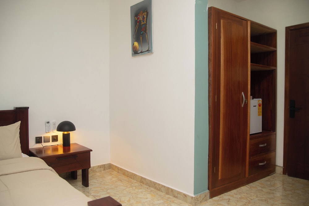 Pito Guest House