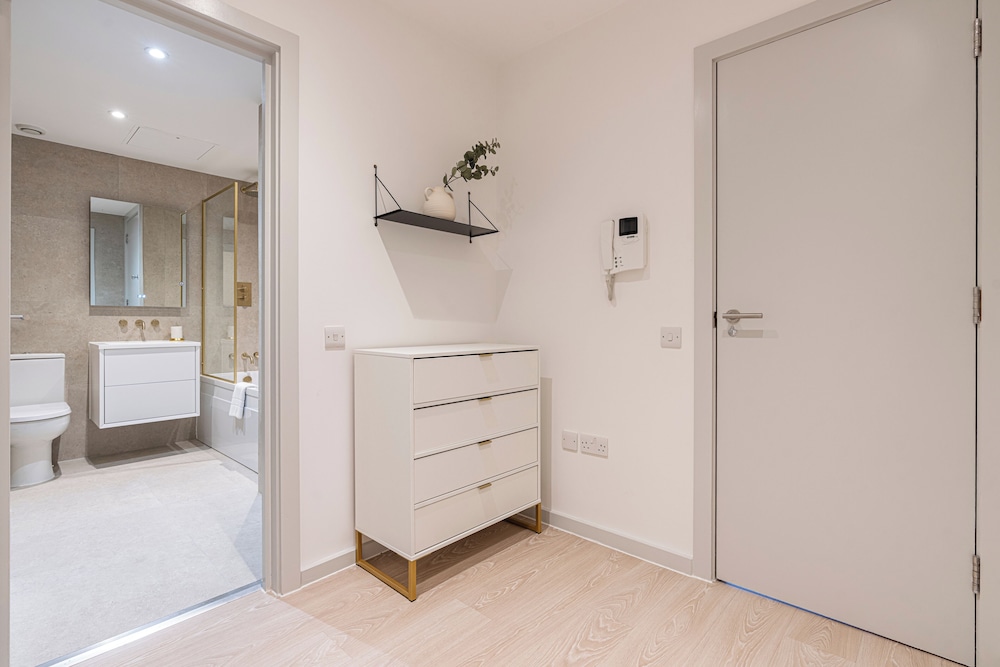 JOIVY Stylish 1 bed flats in Soho