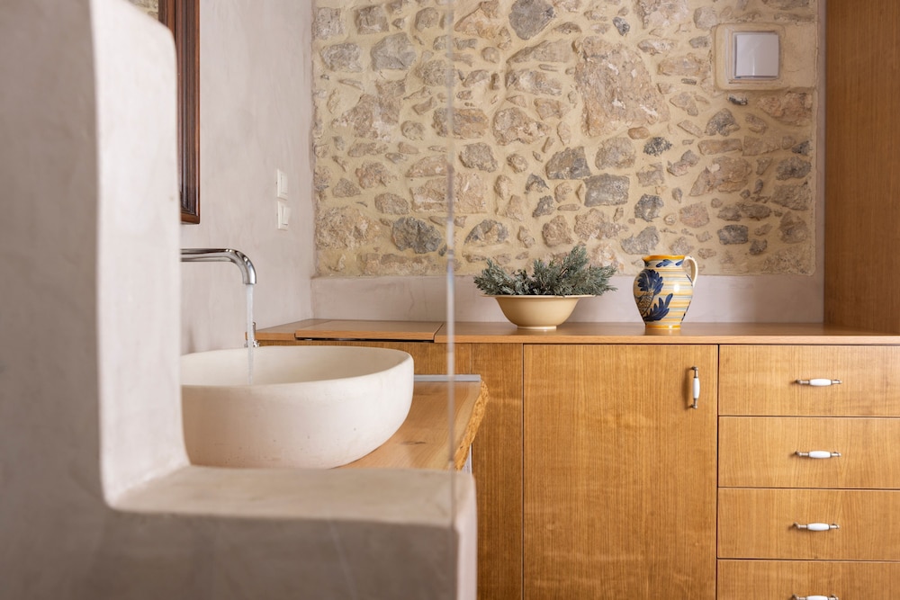 Villa Helidona With Private Pool