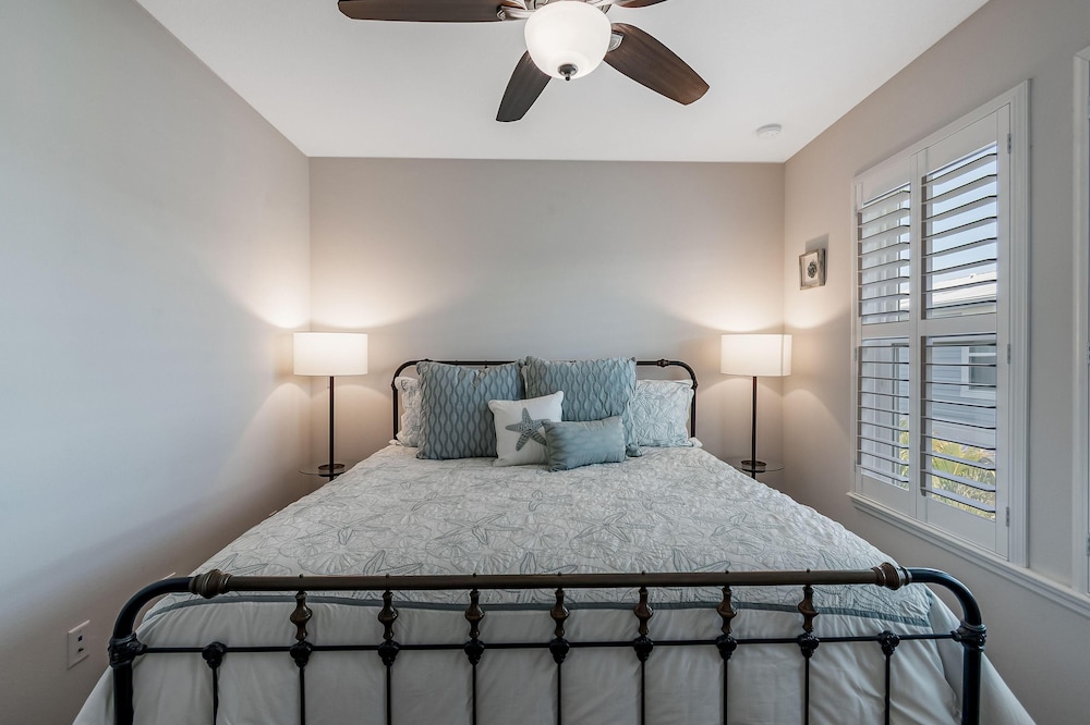 Redington Beach Townhouse 16305