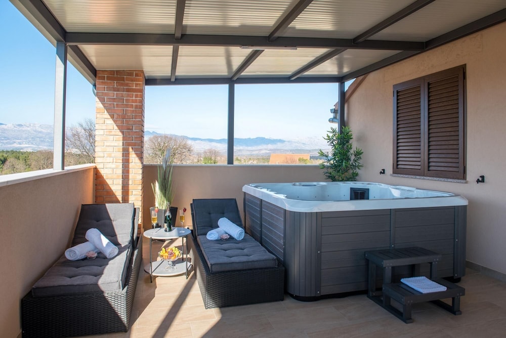 Villa Kamen Zadarvillas view 4