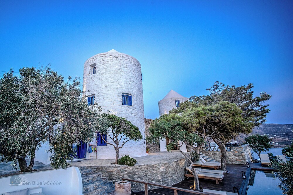 Zen Blue Suites Luxury and Nature in Kea
