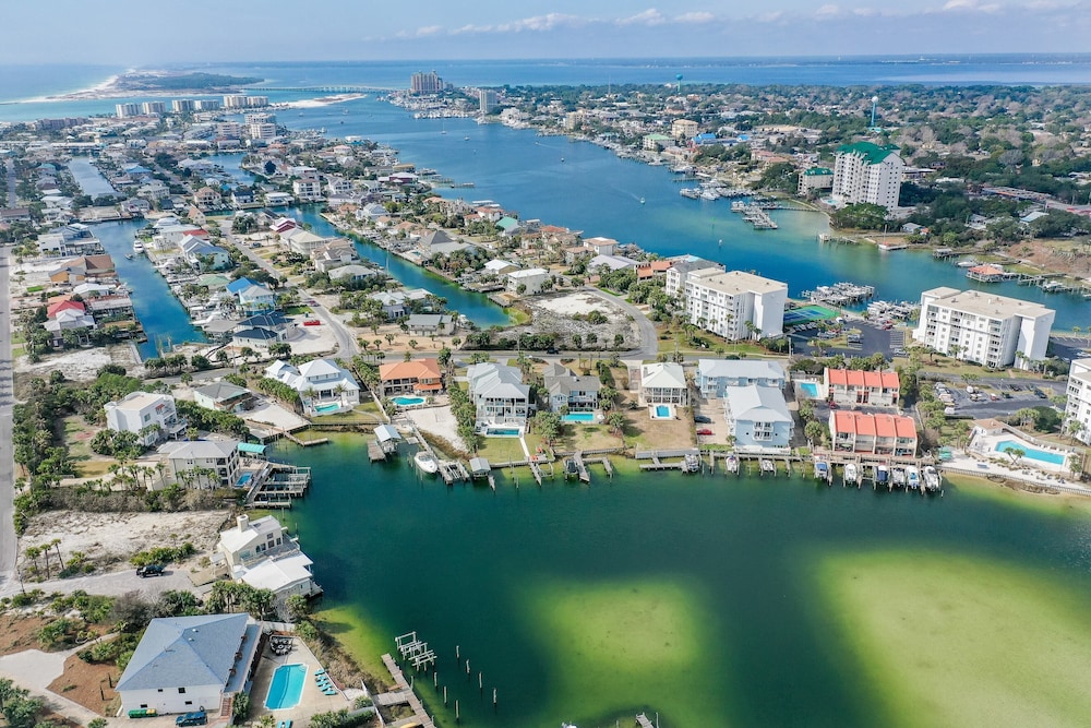Harborside by Avantstay Expansive Destin Retreat