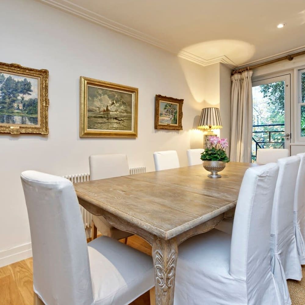 Gorgeous 4-bed House Near Museums Hyde Park