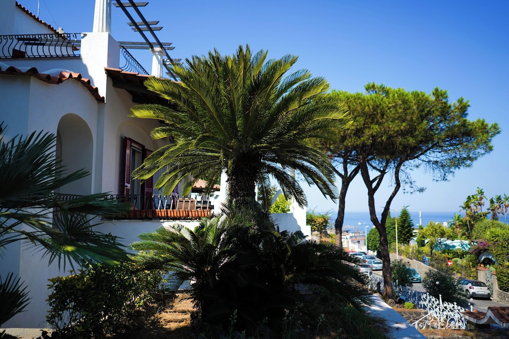Villa Magiolina