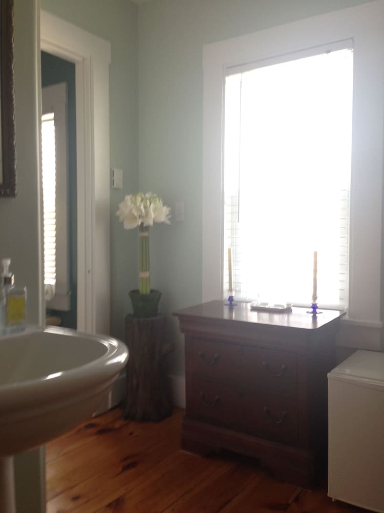 Scotch Hill Inn - Property Image 24