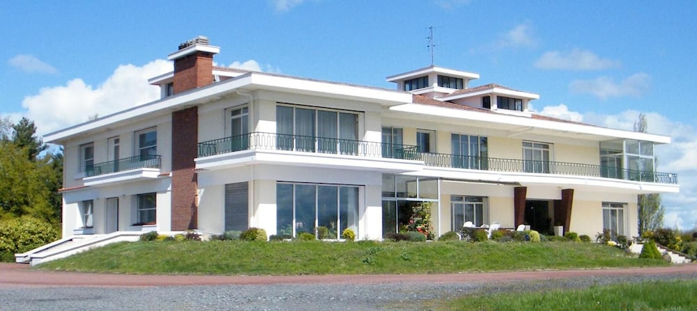 Villa Ayrault