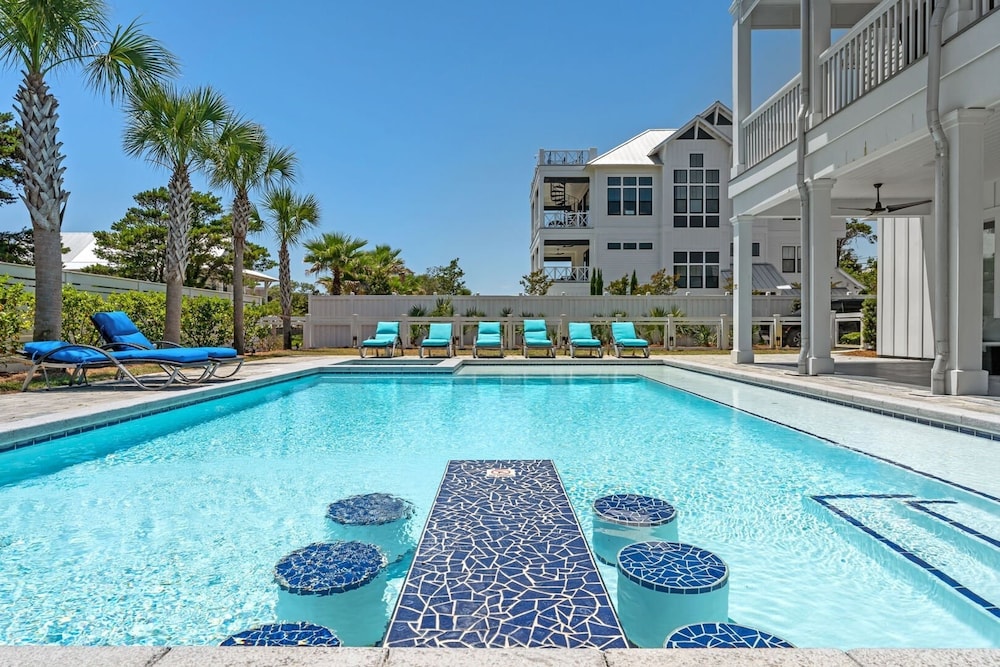 Our 30A Sandcastle by Avantstay Luxury Pool Rooftop Gulf Views