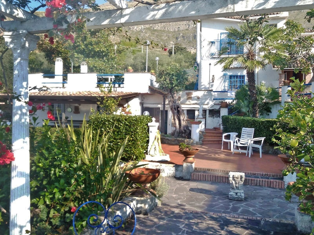 Villa Bice With sea Viewpool view 2