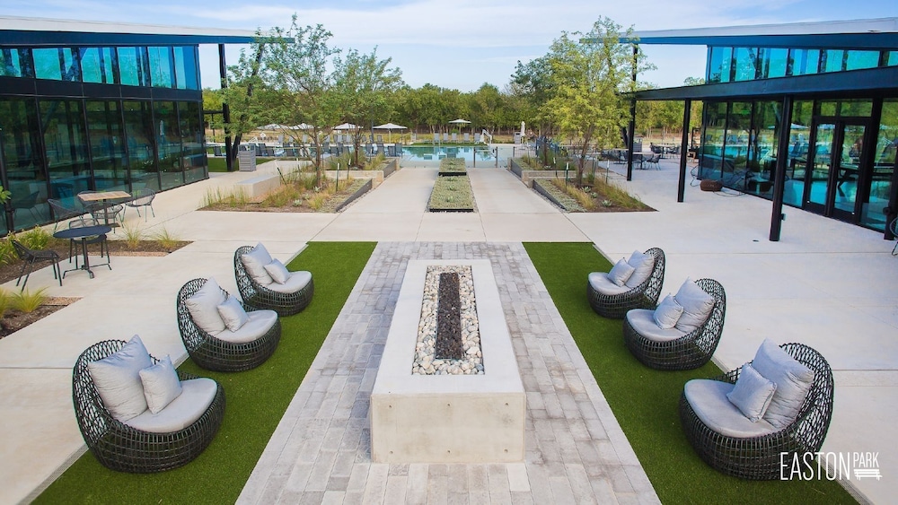 Cozy Apartment in Austin by The Key Rentals